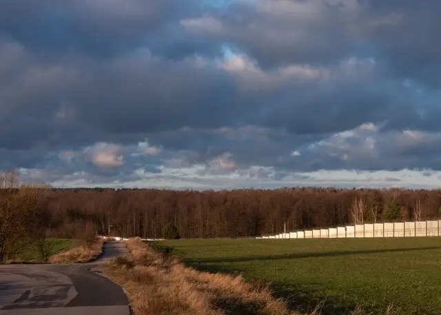 استحکامات ضد پهپادی لهستان در امتداد مرز شرقی تکمیل می‌شود
