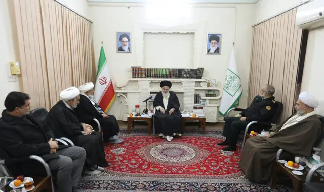 امام جمعه قم: ایمان عامل اقتدار نیروهای مسلح ایران است