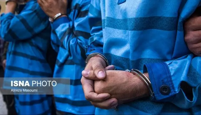 بازداشت اعضای یک باند سرقت سیم و کابل مخابراتی در بندرعباس