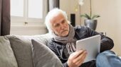گسترش وابستگی سالمندان و بازنشستگان به اینترنت و فضای مجازی