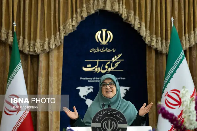 اخبار سیاسی ۹دی؛ واکنش پزشکیان به اعتراضات/افزایش پلکانی حقوق در بودجه ۱۴۰۵