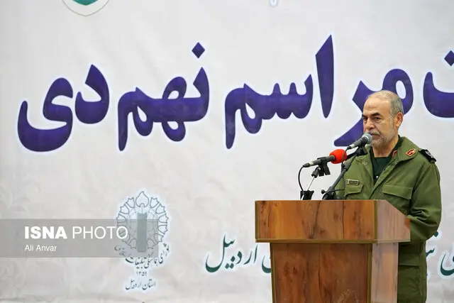 معاون سیاسی سپاه پاسداران: وحدت ملت ایران در ۹ دی گردوغبار فتنه را از میان برداشت
