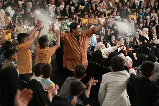 حامد شاکرنژاد: نباید دعواهای سیاسی و جناحی خللی در کار قرآن ایجاد کند