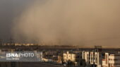 آسمان یزد در هجوم گردوخاک