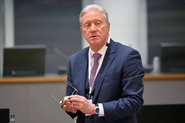 رجی خواستار گشودن صفحه‌ای جدید در روابط ایران و لبنان شد