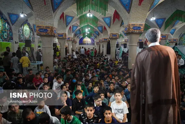 برگزاری بیست‌وپنجمین اعتکاف بزرگ جوانان کشور در شیراز با مشارکت سه نسل