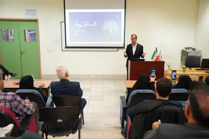 همایش «شبکهسازی حرفهای و خلق فرصتهای تجاری» برگزار شد