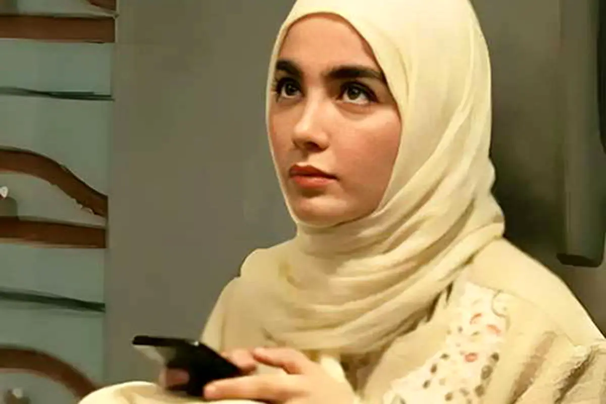 پیام غم‌انگیز سنا حسینی بازیگر پایتخت که دل هواداران را به درد آورد!