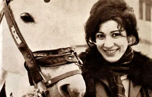 استایل فروغ فرخزاد