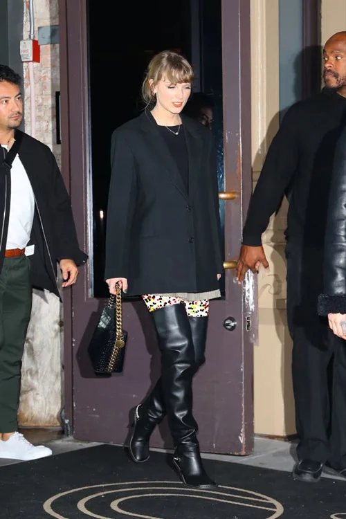 آیتمهای تکرارشونده در استایل تیلور سوئیفت