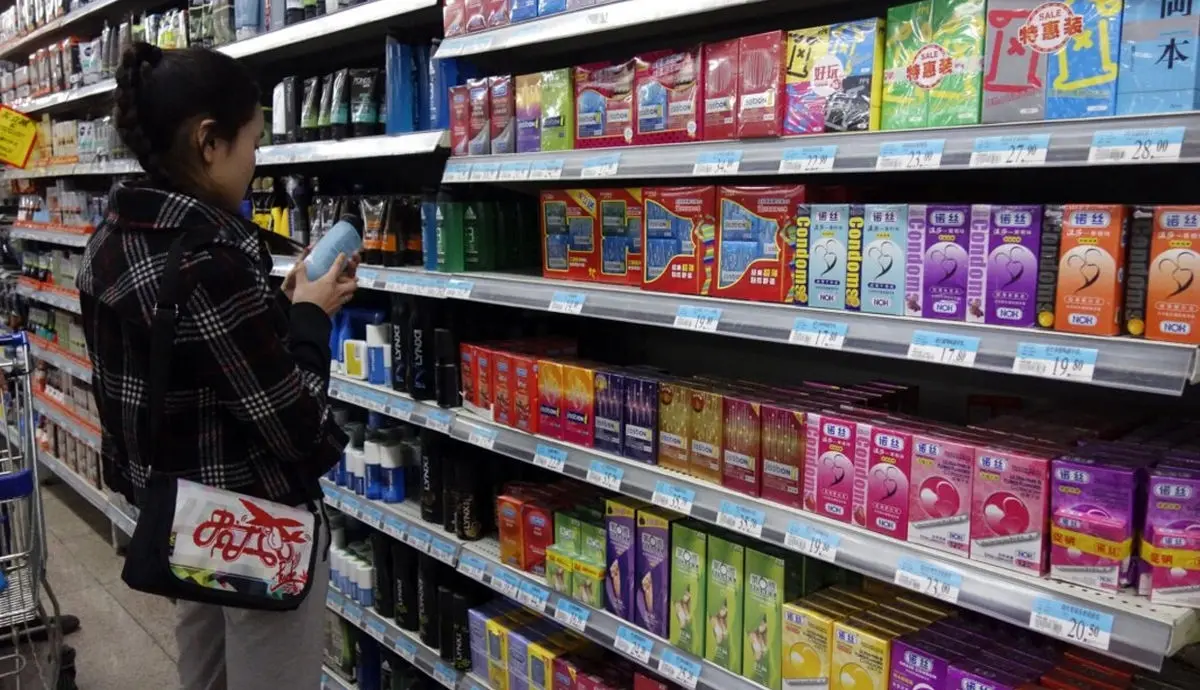 چین با مالیات جدید کاندوم، نگرانی‌ها از افزایش بارداری‌های ناخواسته و بیماری‌های مقاربتی شدت گرفت!