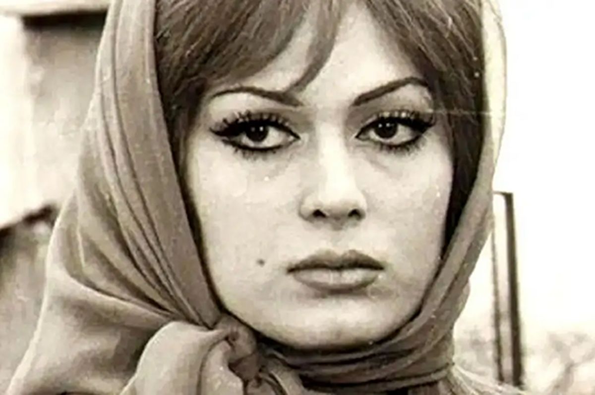 آذر شیوا در ۲۵ سالگی با سبیلی که همه را شگفت‌زده کرد! تصویری نادر از بازیگر «سلطان قلب‌ها»