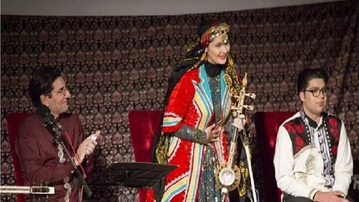 اجرای بی‌نظیر حشمت رجب‌زاده با آواز محلی «گلسو» که خرم‌آبادی‌ها را شگفت‌زده کرد