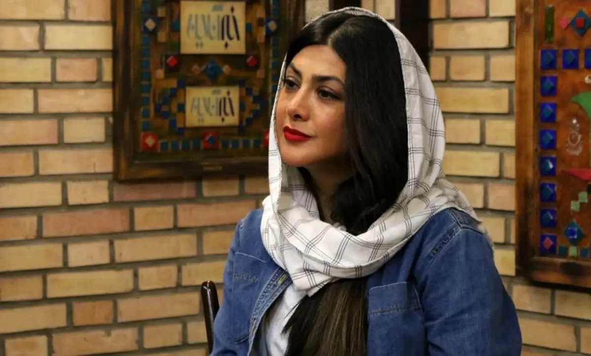 آزاده صمدی با استایل کلاسیک در اصفهان همه نگاه‌ها را درو کرد!