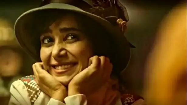 الناز حبیبی در بهار تجریش با جوجه‌های رنگی و لبخندی که دل‌ها را می‌برد!