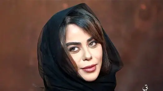 فیلم/ واکنش الهام اخوان به انتقاد از استایل متفاوتش/ با یک متر و پنجاه قد یه کیف 2/10 متری برداشته بودم