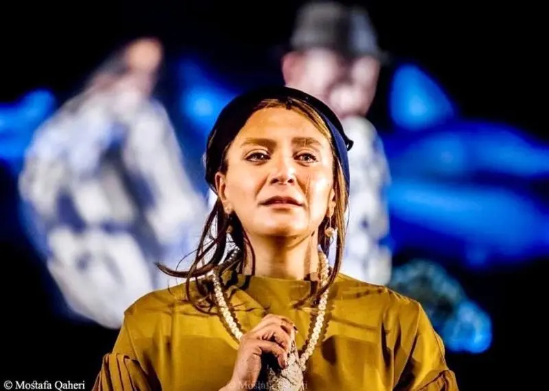 الهام کردا در تئاتر