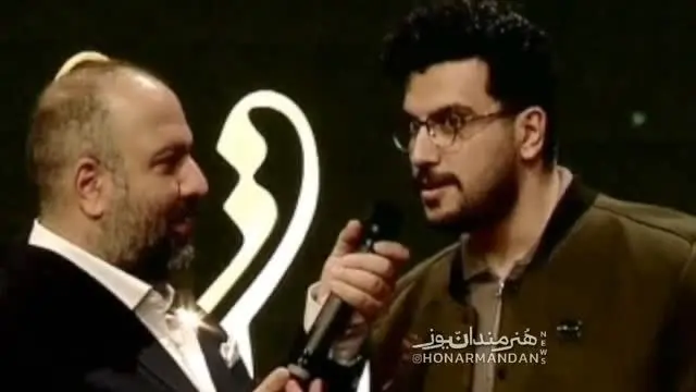 امیرحسین قیاسی در جشن حافظ: جایزه ویژه‌ام را گرفتم و راز مهران مدیری را فاش نکردم!