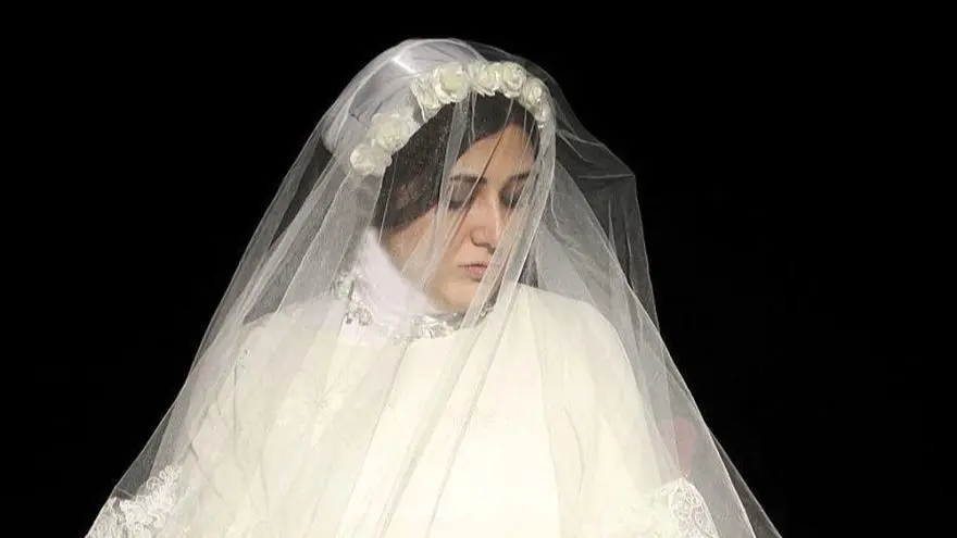 فیلم / باران کوثری: مامان بزرگم از شوهرکردن هام توی فیلم ها ناراحت …/  هی میگفت  چجوری اجازه میده این همه مرد شوهر باران باشن! …/ لیاقت دختر من اینه؟!/ پژمان جمشیدی: عجب! ….