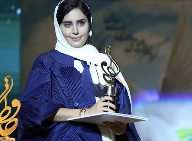 سبک پوشش در جشن حافظ‌های اخیر