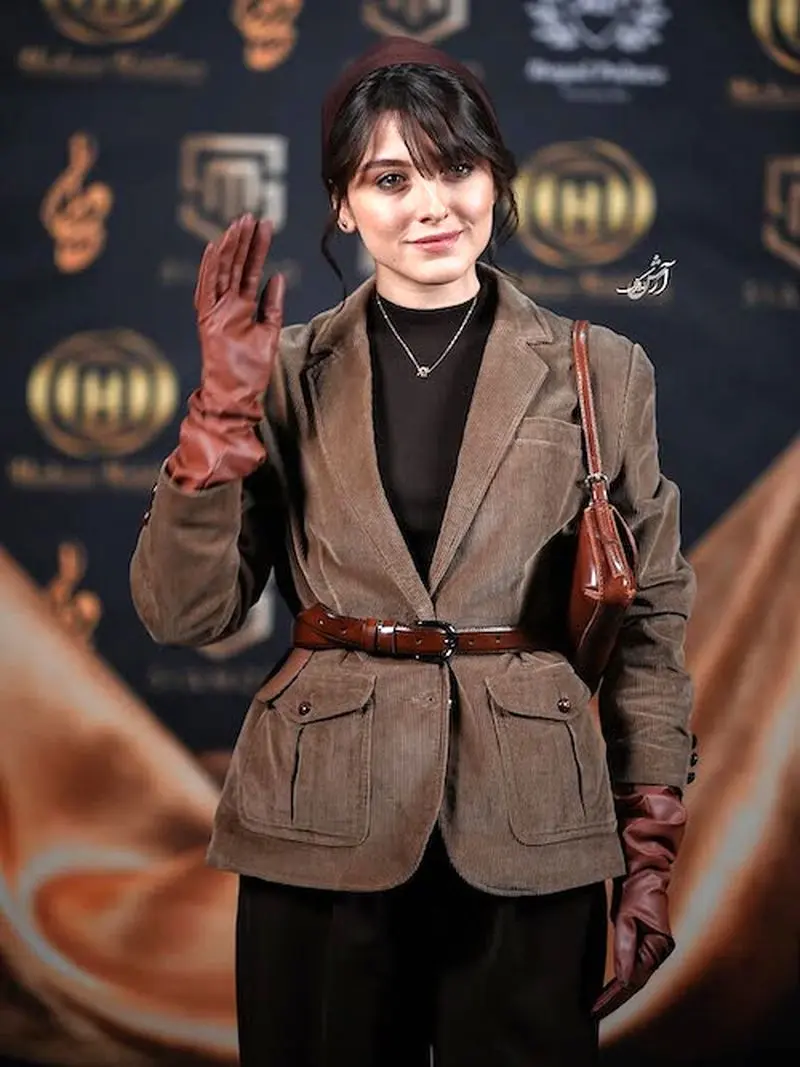 سرپوش‌ها در جشن حافظ ۱۴۰۴