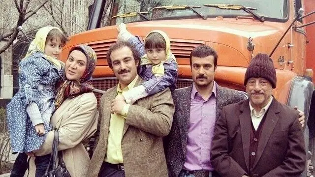 عکس های  چیدمان شیک و دلنشین خانه های بازیگران «سریال پایتخت»/ از خانه لوکس ریما رامین‌فر و نسرین نصرتی تا خوشرنگی خانه شیک احمد مهران‌فر و محسن تنابنده