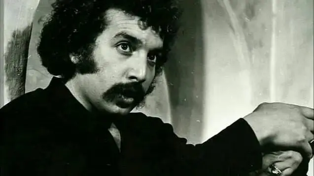 سفر به سال ۸۳ با بهمن مفید و امین حیایی در فیلم کمتر دیده‌شده «سرود تولد»