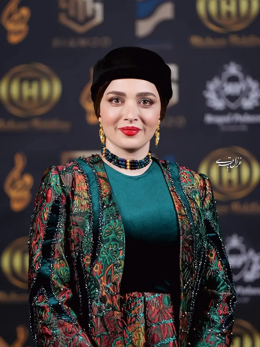 بهنوش طباطبایی در جشن حافظ 1404-4