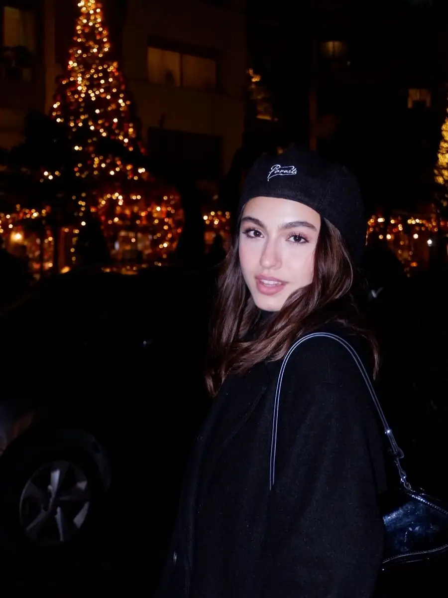 تیپ کریسمسی نیکی نصیریان 2