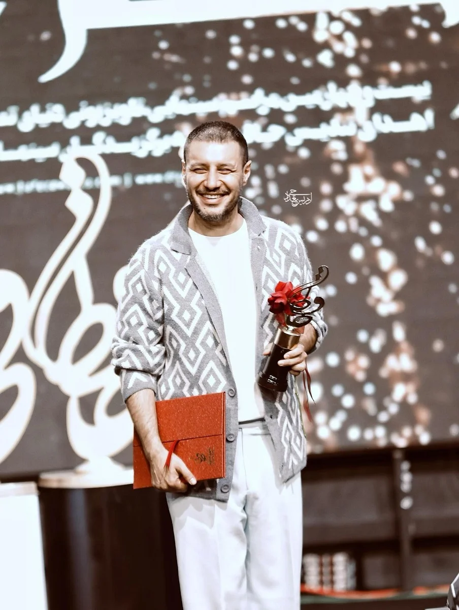 جواد عزتی در جشن حافظ 1404-2