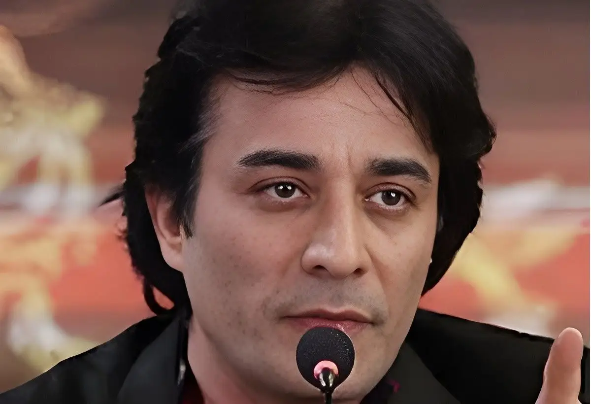 عکس زیرخاکی علی صالحی با مرحوم حمید طالقانی؛ یادگاری از یک دوست هنرمند که هیچ‌وقت فراموش نمی‌شود!