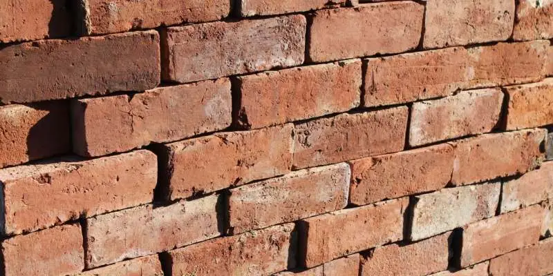 تفاوت های خشت و آجر 