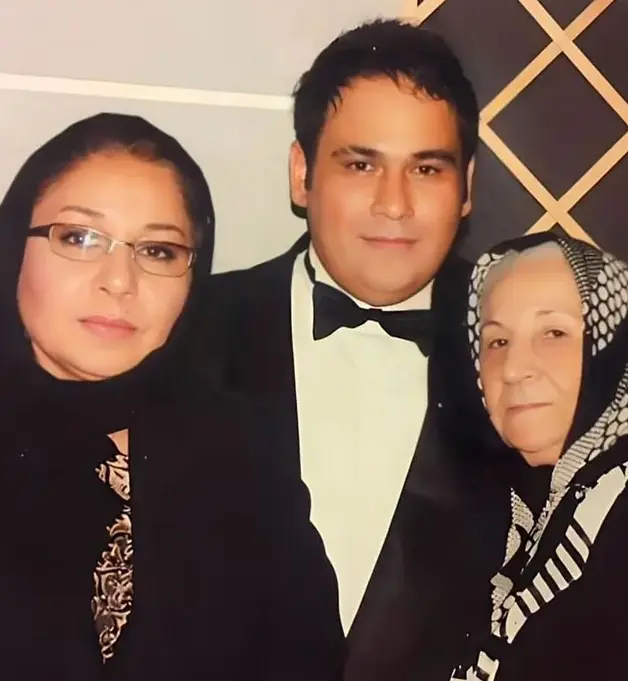 رضا داوودنژاد