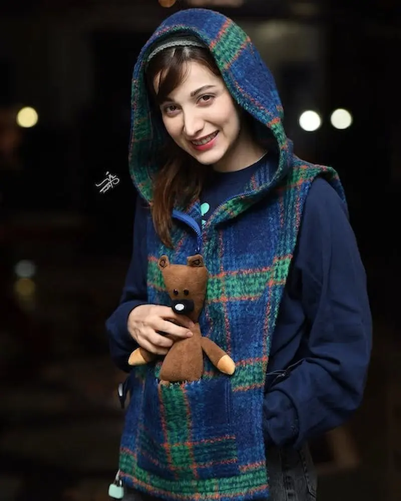 روشنک گرامی