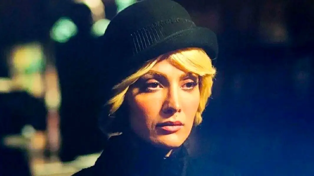 تغییر شگفت‌انگیز ریحانه رضی با تیپ تمام مشکی در جشن حافظ ۱۴۰۴ که همه را مبهوت کرد!