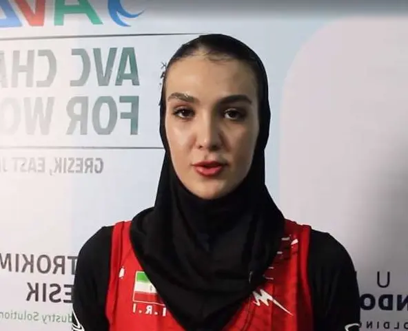 ریحانه کریمی