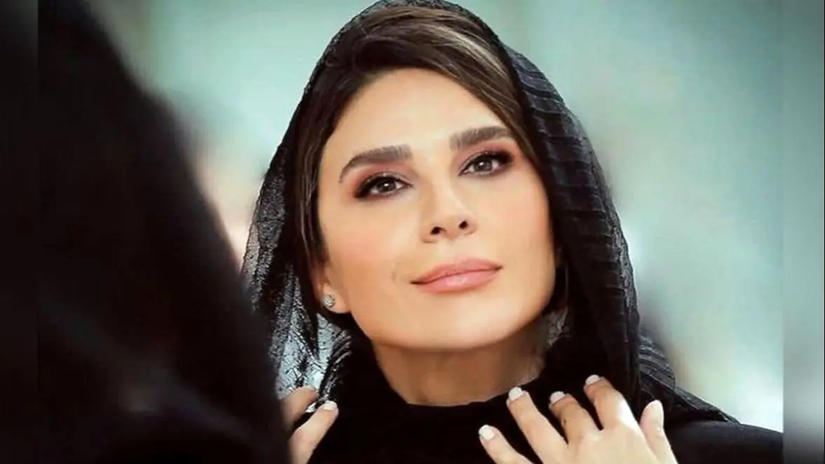 دورهمی پرانرژی محسن کیایی و سحر دولتشاهی در پشت‌صحنه سریال جنجالی «هزار و یک شب» لو رفت!