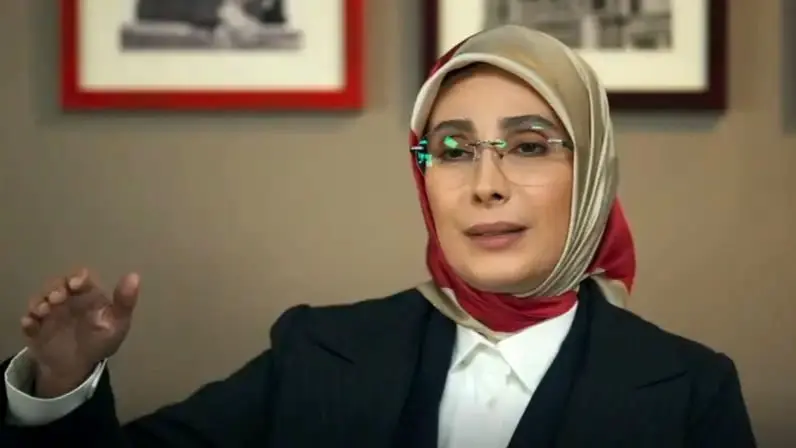 سحر زکریا بازیگر سریال شش ماهه : پوشیدن لباس عروس برایم مهم نیست … | شوهرم باید معیارهایی داشته باشد که تا حالا … | به دختران مجرد هشدار میدهم …+ معیارش برای انتخاب همسر