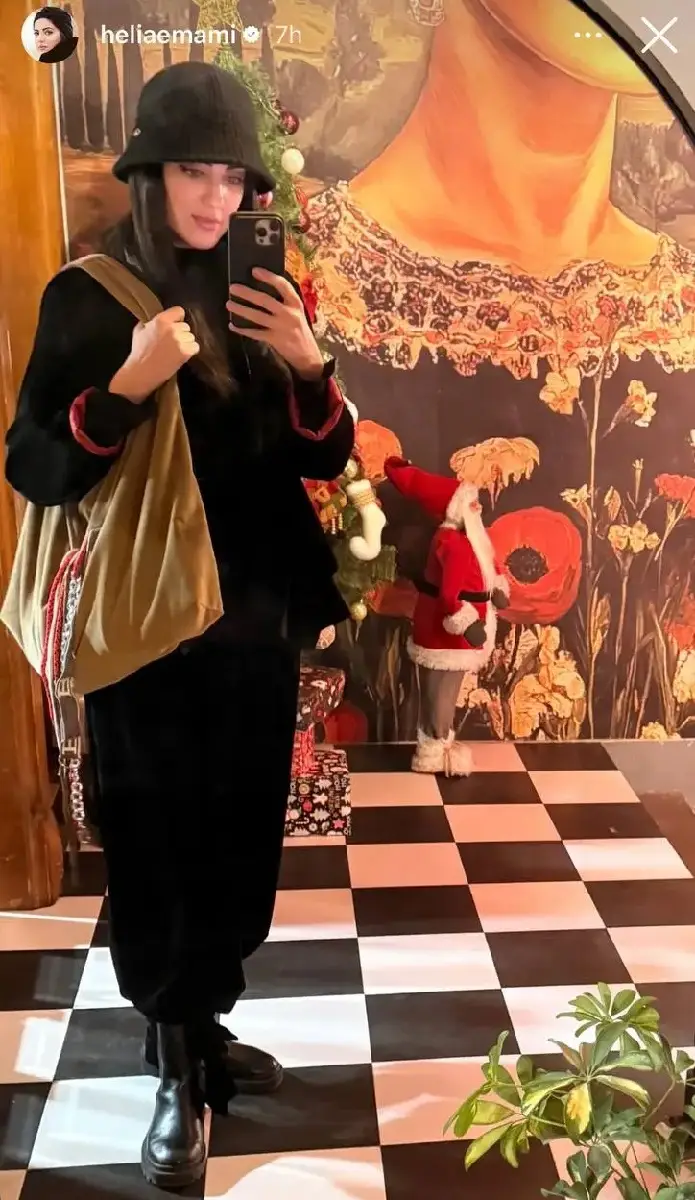 سلفی هلیا امامی با بابانوئل 1