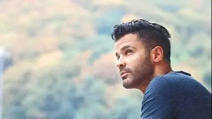 ریمیکس احساسی «بتاب» با صدای سیروان، شادمهر، سیامک و امید؛ شنیدنی که قلب‌ها را تسخیر می‌کند!