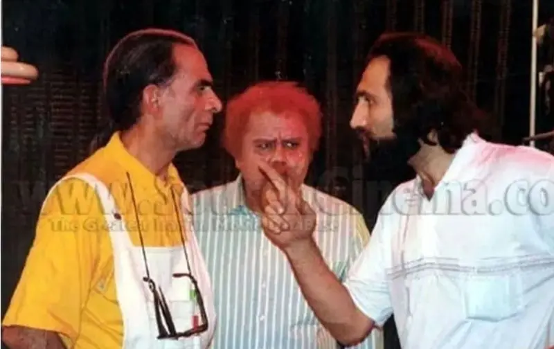 «سیروس گرجستانی» در کنار «داوود میرباقری و اکبر عبدی» در پشت‌صحنه «آدم برفی»