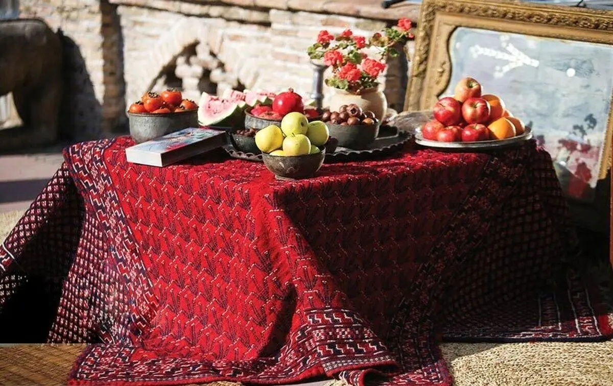 انفجار یلدا در دنیای آنلاین؛ مردم ول کن گوشی نشدند/ ویدئو