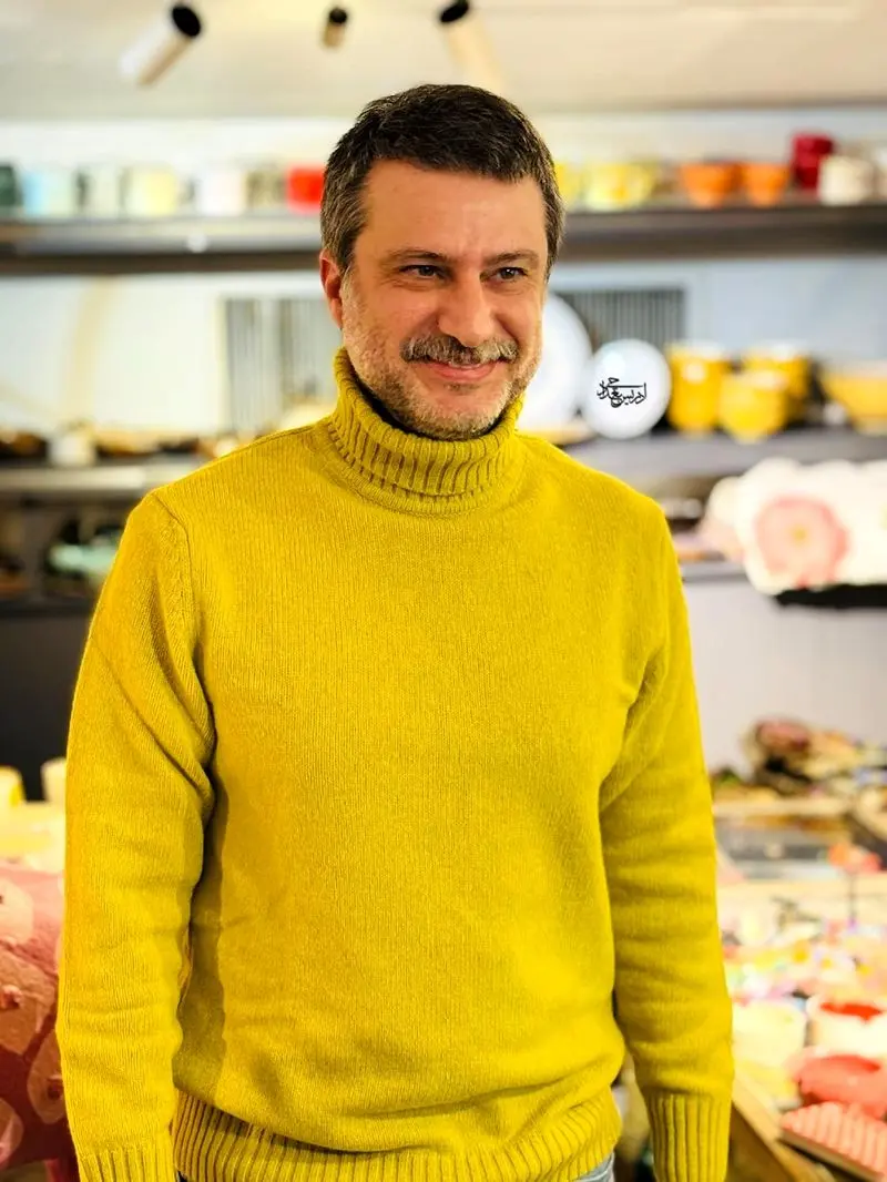 شهرام حقیقت دوست در نشر ثالث 1