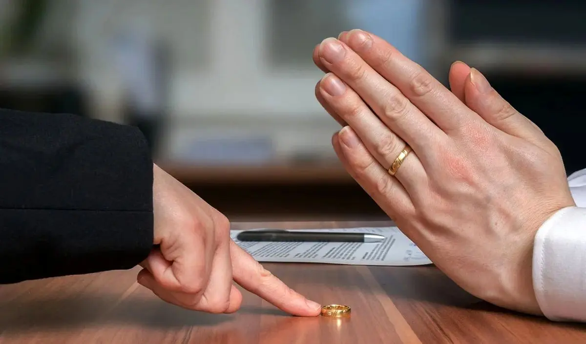 درخواست طلاق بعد از تصادف وحشتناک؛ راز ناگفته رویا چیست؟