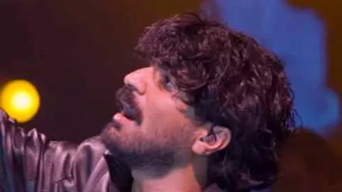 آواز باشکوه عرفان طهماسبی با آهنگی که قلب‌ها را به لرزه در می‌آورد؛ دانلود و متن کامل همین حالا!