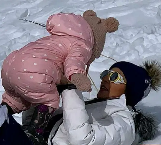 عسل امیرپور