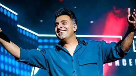 دانلود آهنگ علیرضا طلیسچی| ترانه خوش قدم | تو رفتی ولی فکر تو تو سر من موند + متن کامل