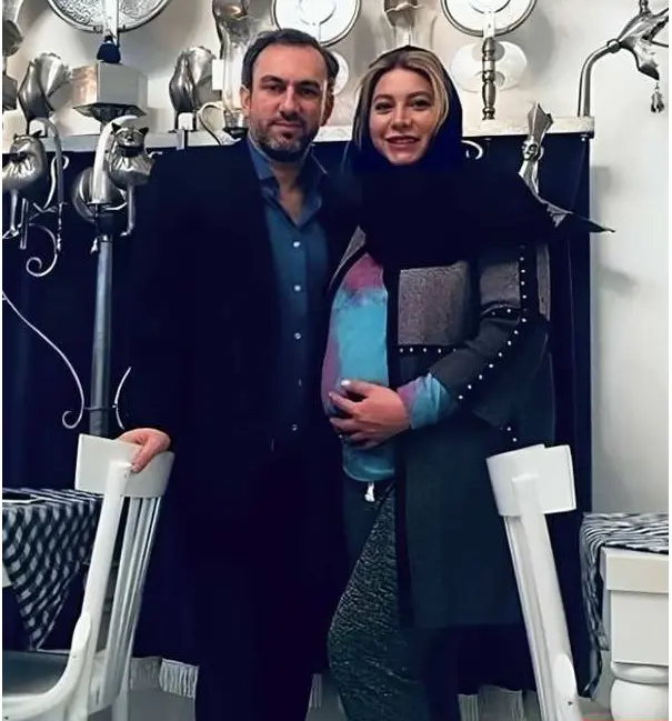 فریبا نادری