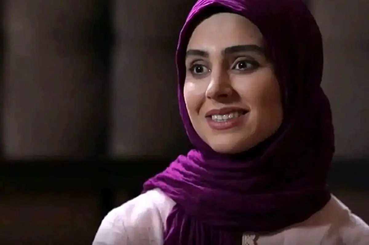 عکس| تصویری دیده نشده از آرام چراغی (سهیلا) و لاله مرزبان (آفرین) در اتاق گریم سریال آنام