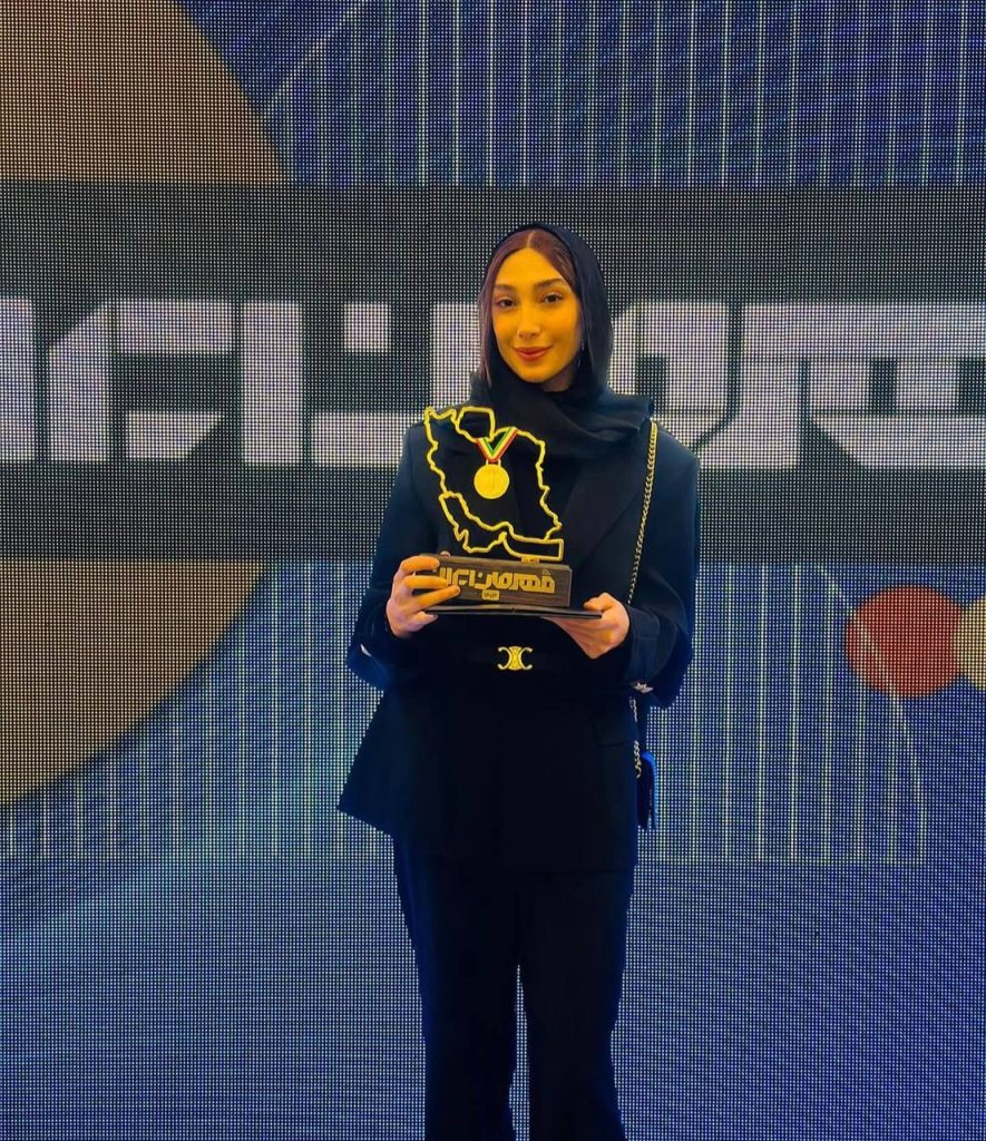 مبینا نعمت‌زاده